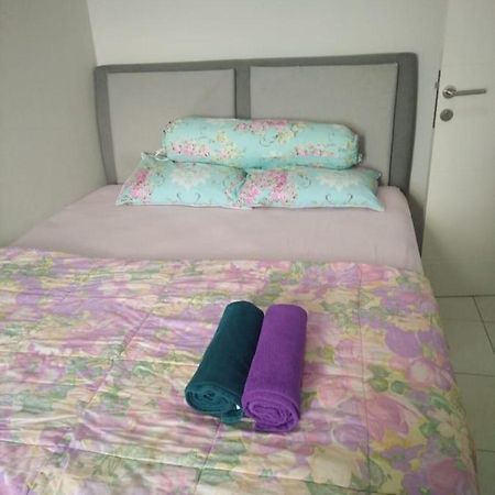 Springlake Apartemen 2Br-Sumarecon-Bekasi, By Bu Johan Экстерьер фото