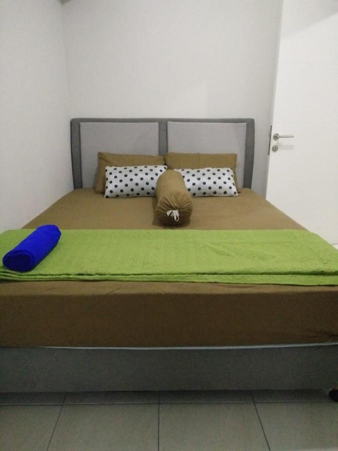 Springlake Apartemen 2Br-Sumarecon-Bekasi, By Bu Johan Экстерьер фото
