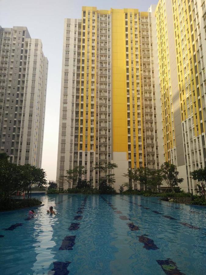 Springlake Apartemen 2Br-Sumarecon-Bekasi, By Bu Johan Экстерьер фото